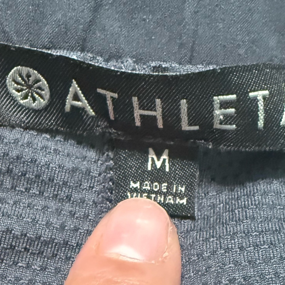 Athleta Gray Skorts with Elastic Waistband - Picture 4 of 8